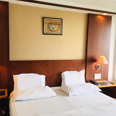 Hotel Jammu Ashok Экстерьер фото