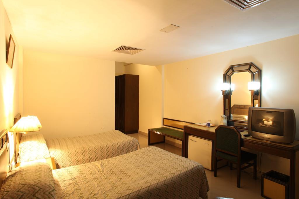 Hotel Jammu Ashok Номер фото