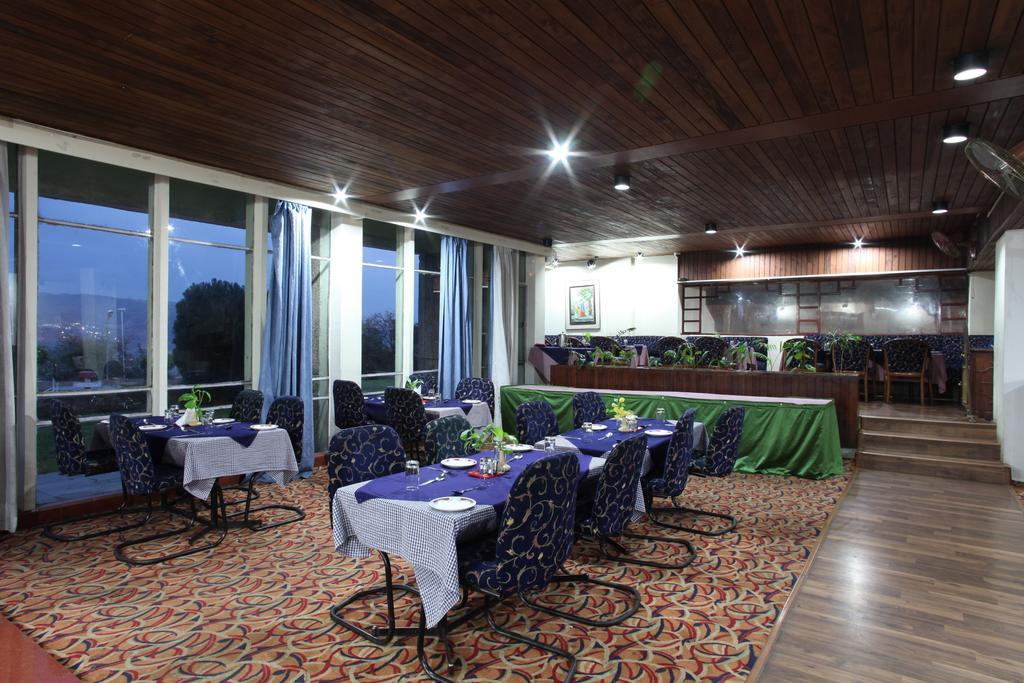 Hotel Jammu Ashok Экстерьер фото